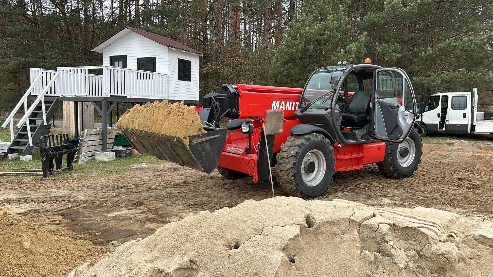 Zaplecze i transport materiałów — Ładowarka teleskopowa